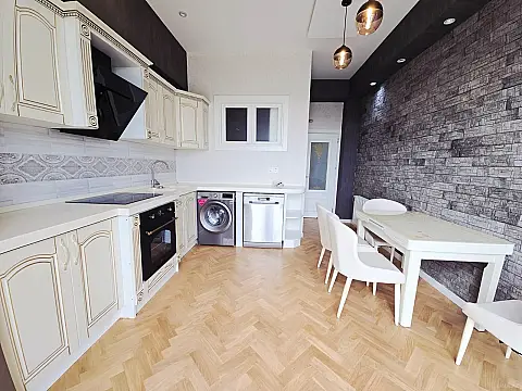 Kirayə verilir 3 otaqlı mənzil 100 m² — Bakı 3 otaq 100.00 m²