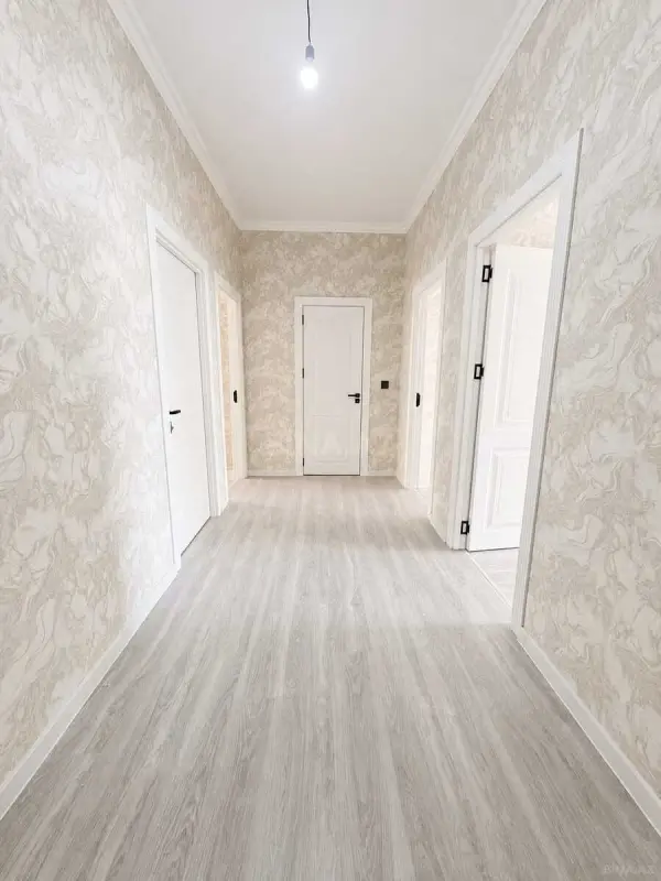 Satılır 3 otaqlı mənzil 110 m²