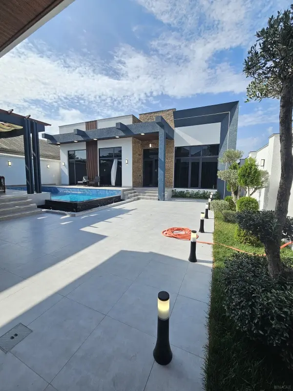 Satılır 4 otaqlı həyət evi 160 m²