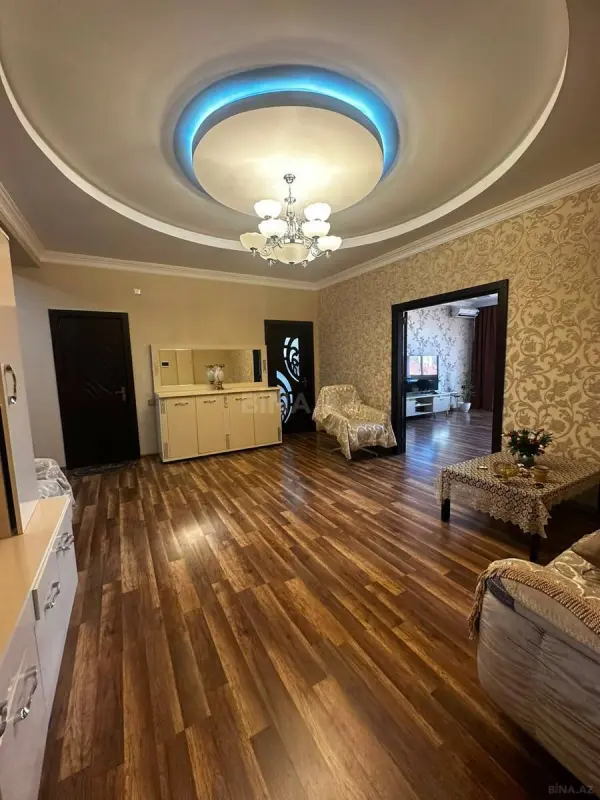 Satılır 3 otaqlı mənzil 150 m²
