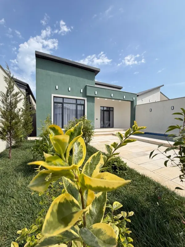 Satılır 4 otaqlı həyət evi 160 m²