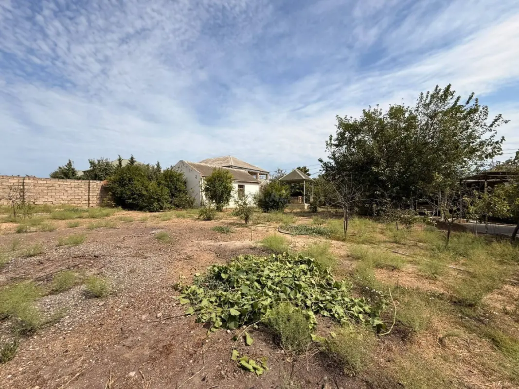Satılır torpaq sahəsi 12 m²