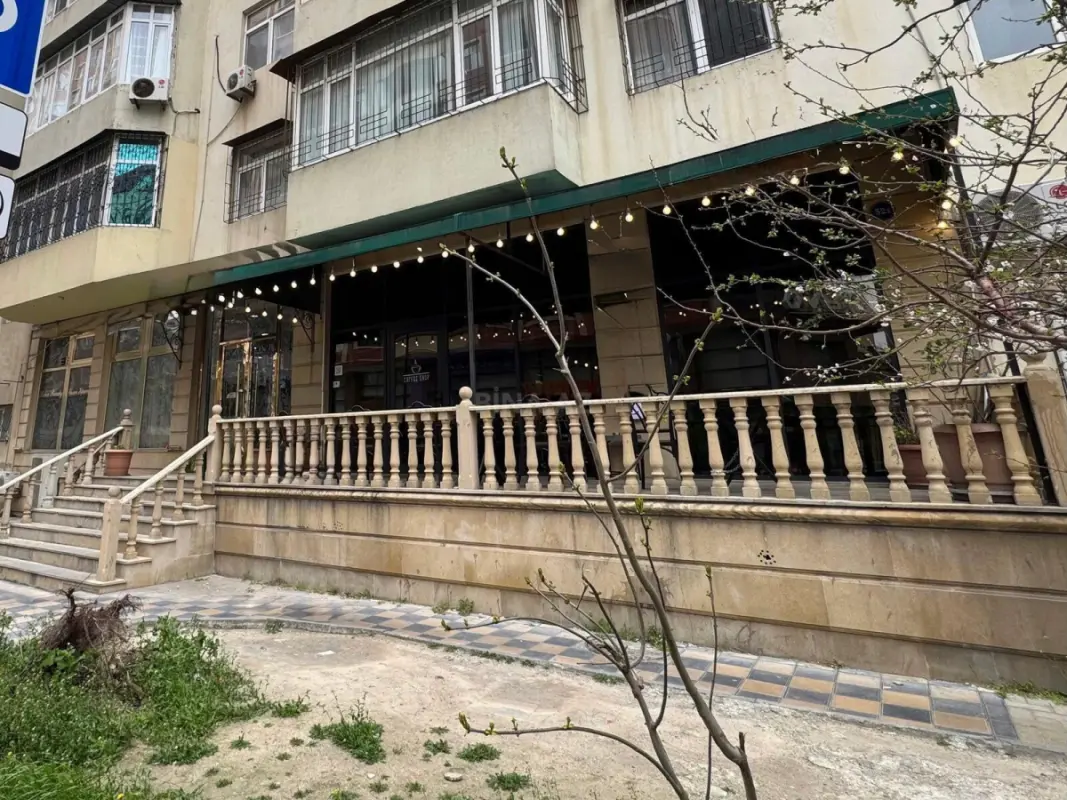 Satılır obyekt 107 m²