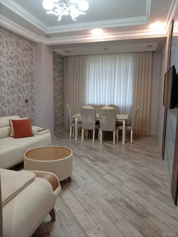 Satılır 3 otaqlı mənzil 100 m²
