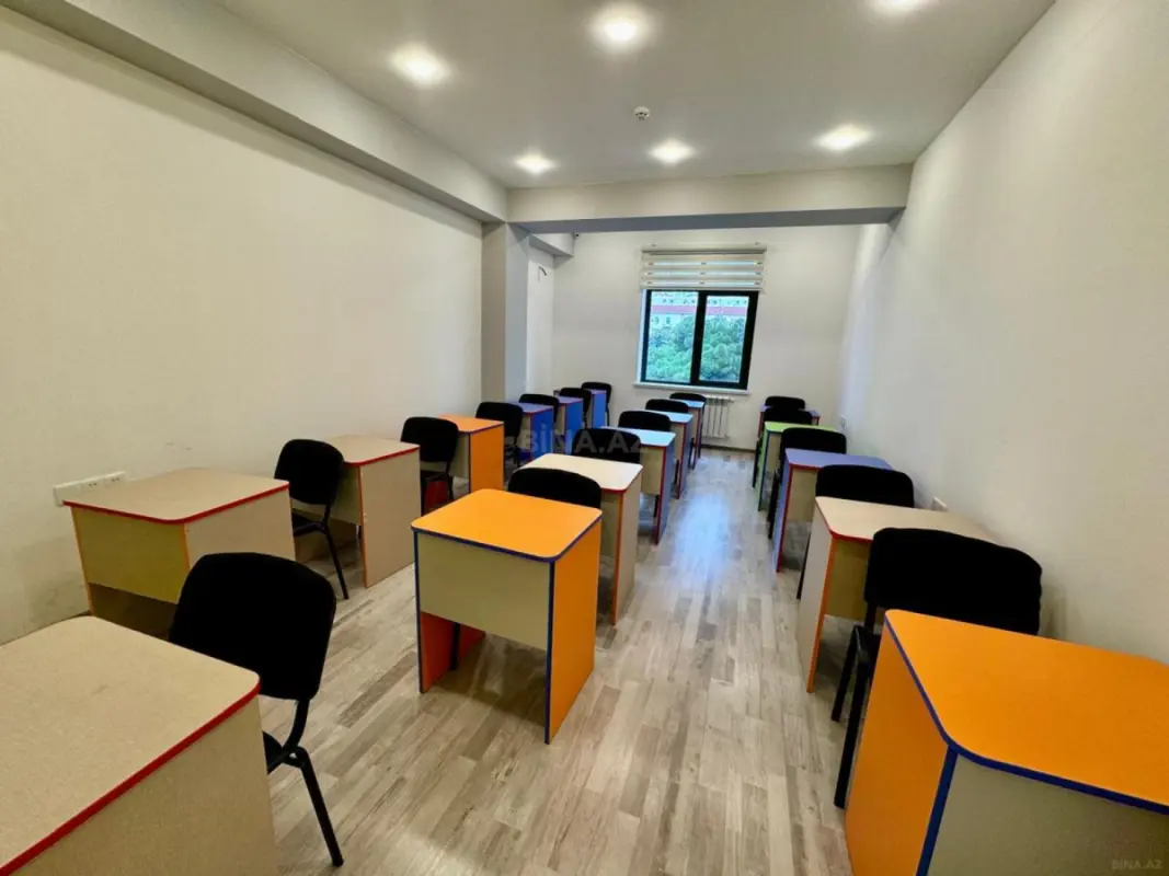Kirayə verilir 17 otaqlı ofis 700 m²