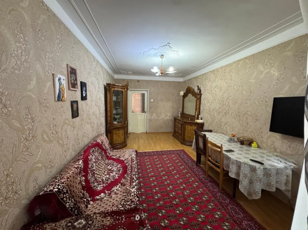 Satılır 2 otaqlı mənzil 65 m²