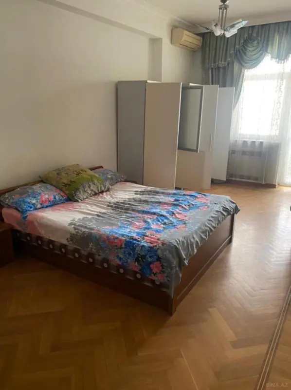 Kirayə verilir 2 otaqlı mənzil 80 m²