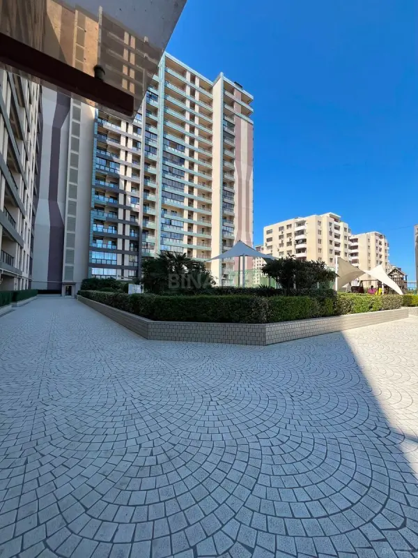 Satılır 3 otaqlı mənzil 152 m²