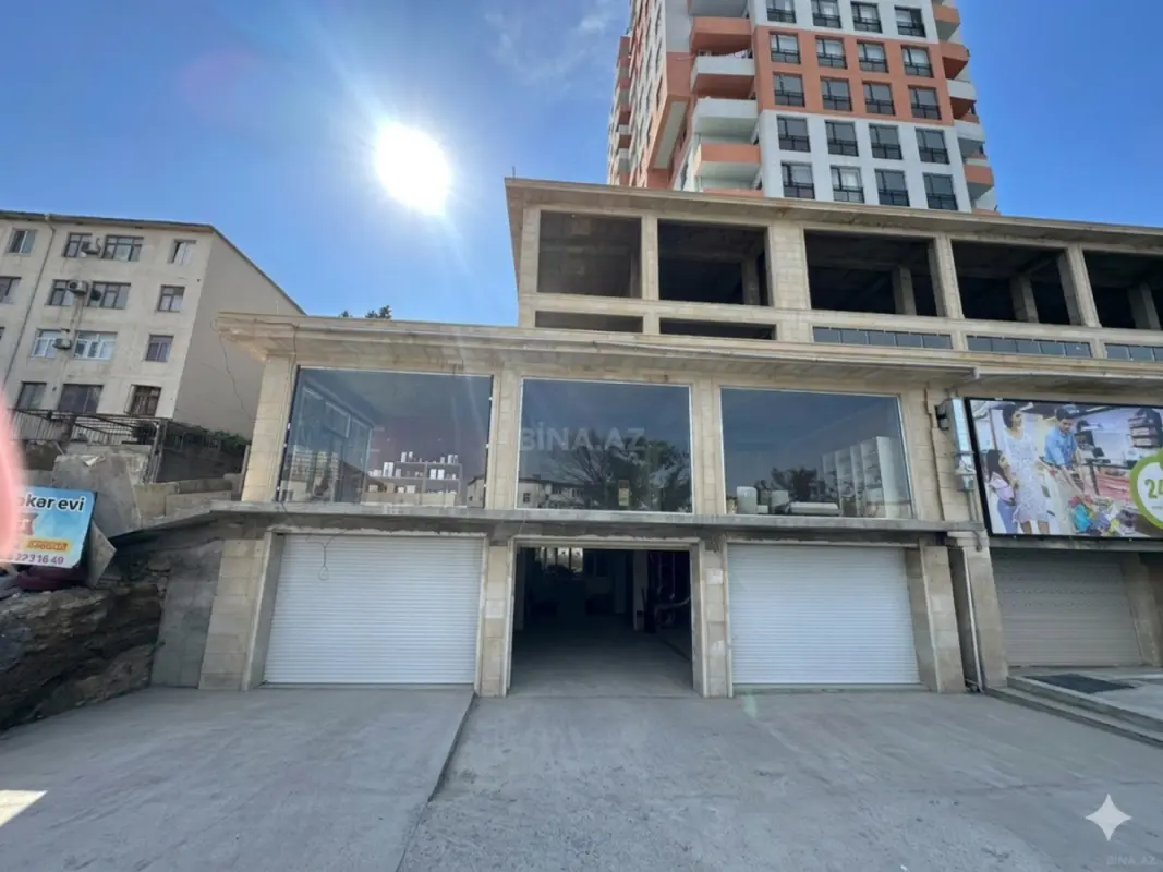 Satılır obyekt 262 m²