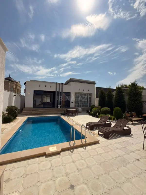 Satılır 4 otaqlı həyət evi 160 m²
