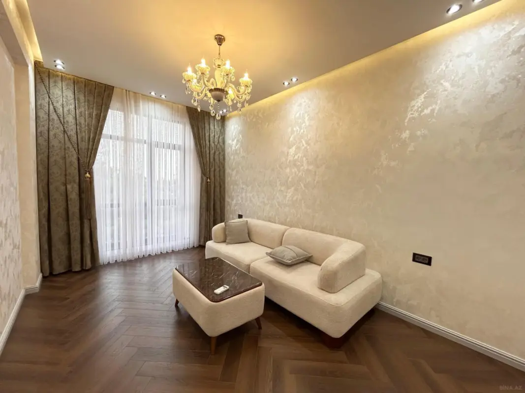 Satılır 2 otaqlı mənzil 52 m²