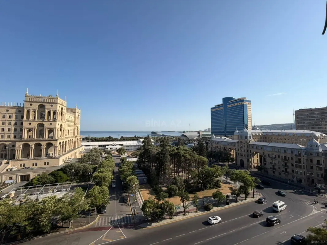 Kirayə verilir 2 otaqlı mənzil 110 m²