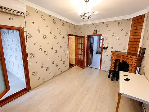 Satılır 3 otaqlı mənzil 60 m² — Bakı, Memar Əcəmi yanı 3 otaq 60.00 m²
