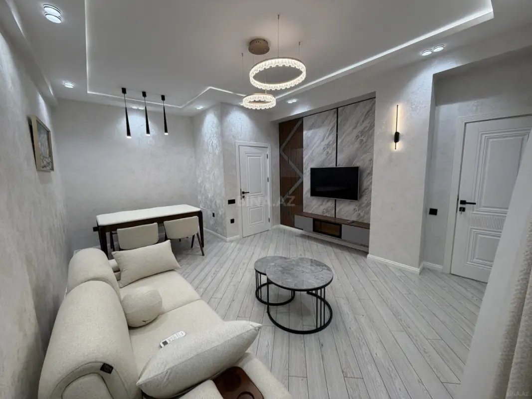 Satılır 2 otaqlı mənzil 57 m²