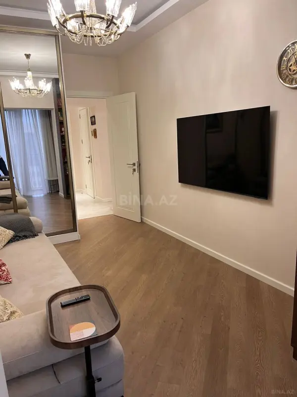 Satılır 3 otaqlı mənzil 95 m²