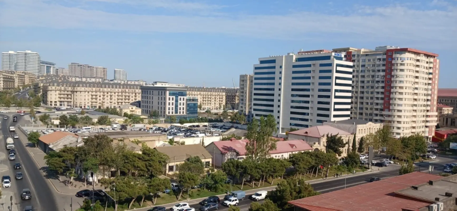 Kirayə verilir 2 otaqlı mənzil 90 m²