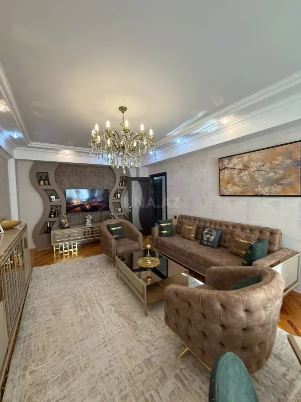 Satılır 3 otaqlı mənzil 110 m²