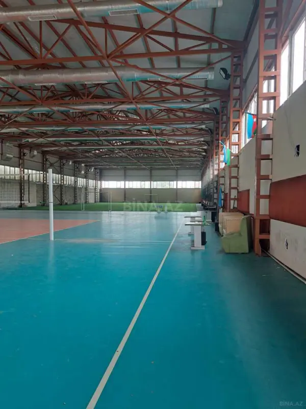 Kirayə verilir obyekt 2500 m²