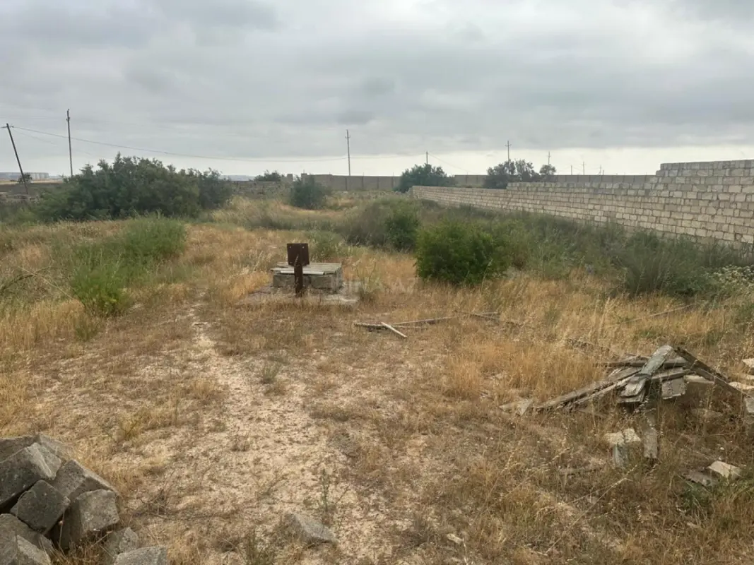 Satılır torpaq sahəsi 28 m²