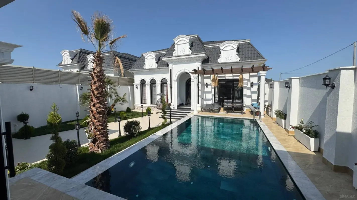 Satılır 5 otaqlı həyət evi 225 m²