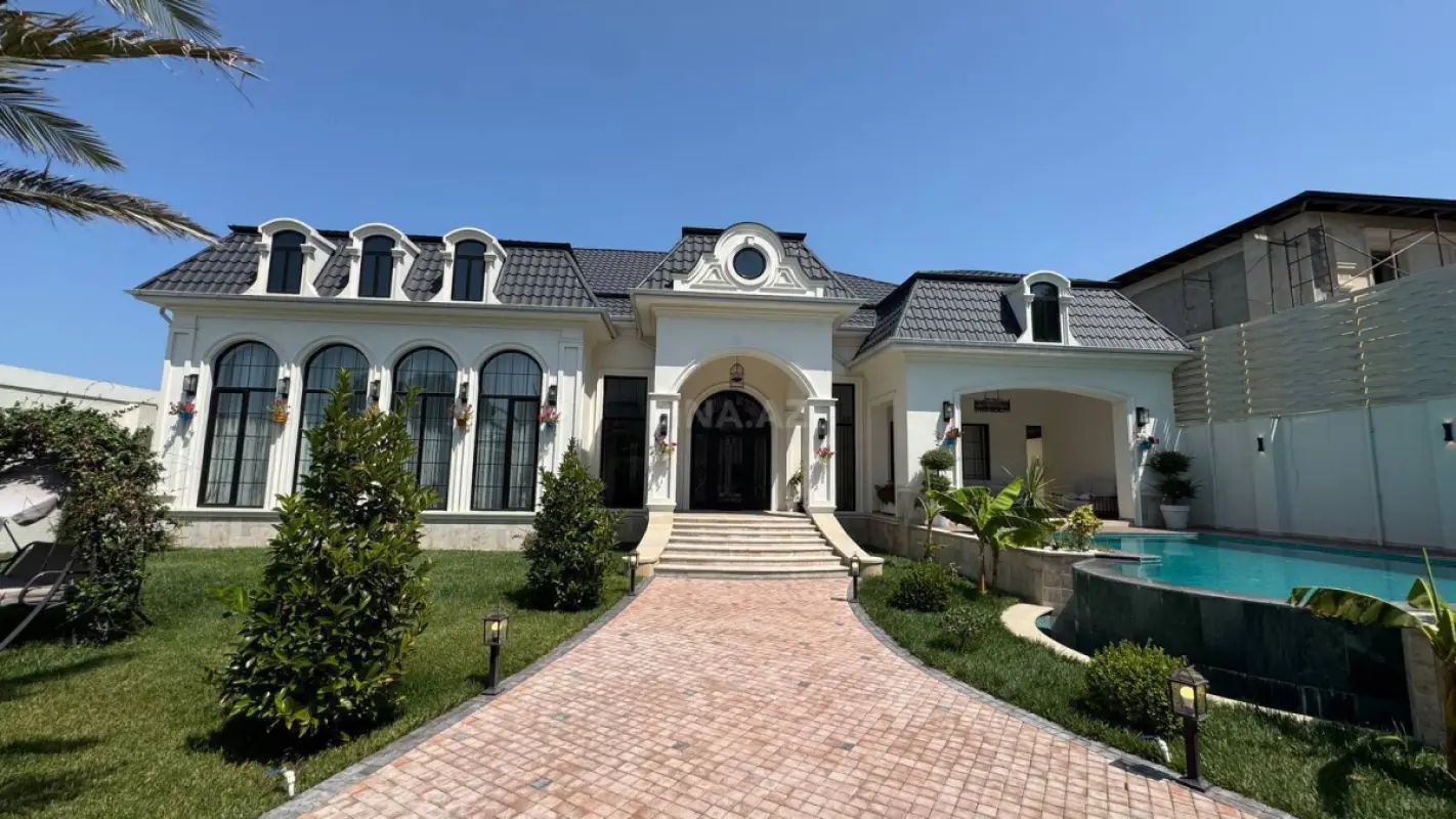 Satılır 4 otaqlı həyət evi 200 m²
