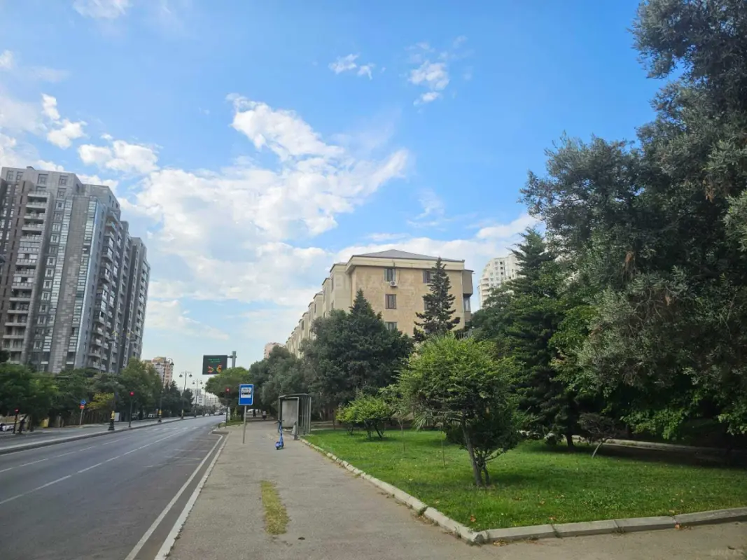 Satılır 3 otaqlı mənzil 70 m²