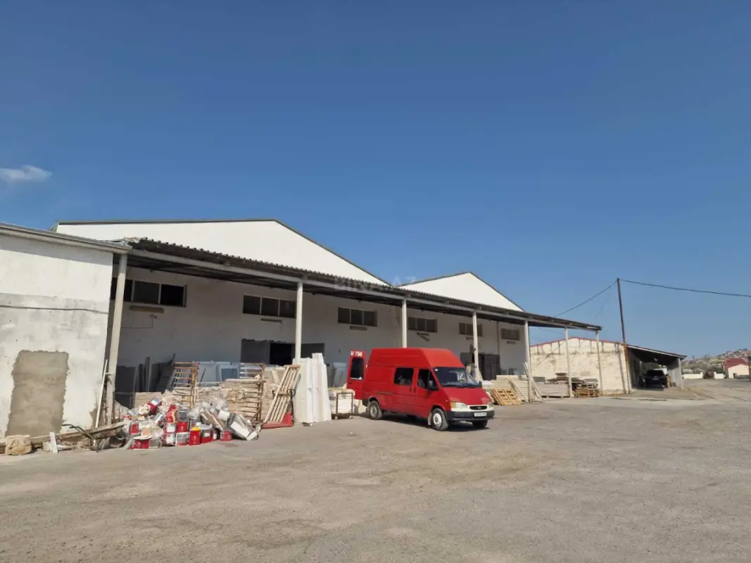 Kirayə verilir obyekt 530 m²