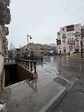 Satılır obyekt 80 m² — Bakı 80.00 m²