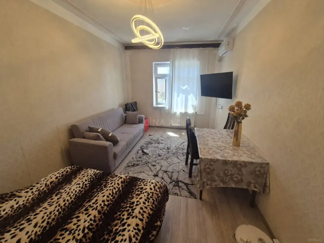 Satılır 1 otaqlı mənzil 45 m²