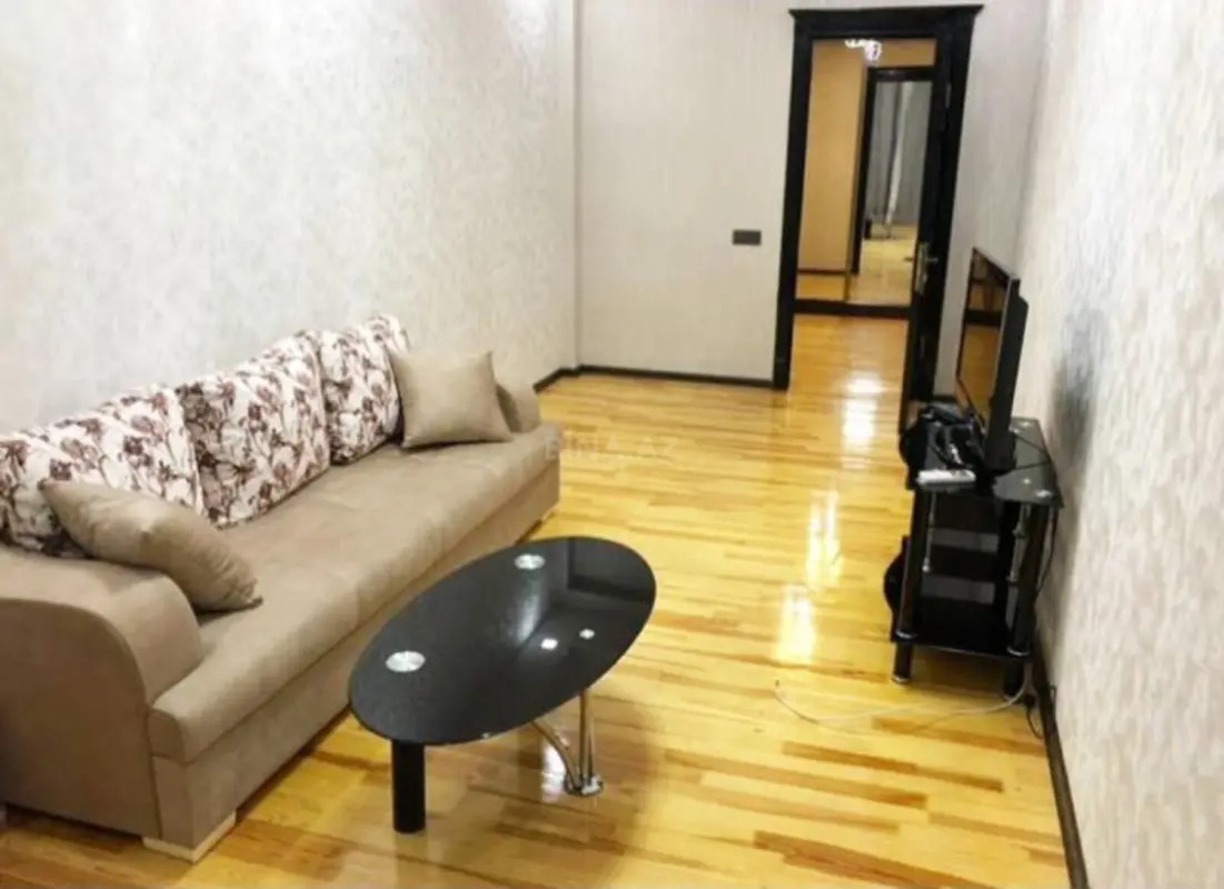Satılır 3 otaqlı mənzil 115 m²