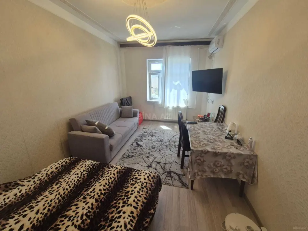 Satılır 1 otaqlı mənzil 47 m²