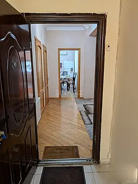 Satılır 2 otaqlı mənzil 100 m² — Bakı, İnşaatçılar 2 otaq 100.00 m²