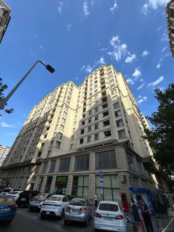 Satılır obyekt 30 m²