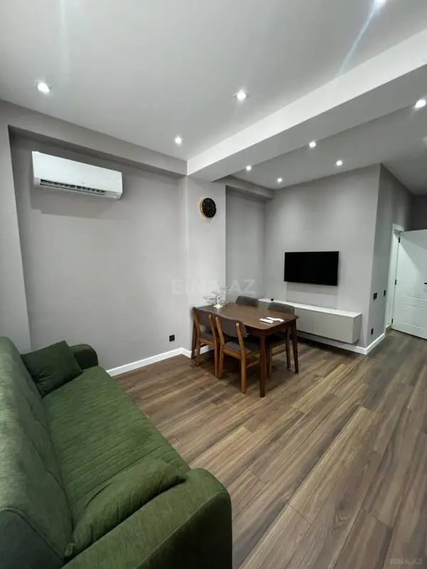 Kirayə verilir 2 otaqlı mənzil 55 m²