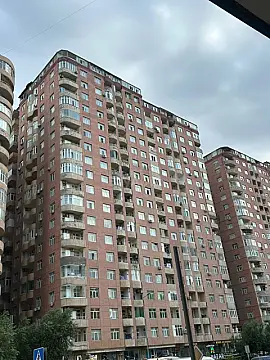 Satılır 2 otaqlı mənzil 66 m² — Bakı, İnşaatçılar 2 otaq 66.00 m²