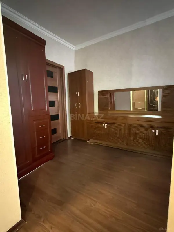 Kirayə verilir 4 otaqlı mənzil 120 m²