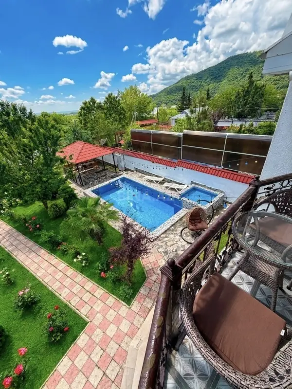 Kirayə verilir 4 otaqlı həyət evi 220 m²