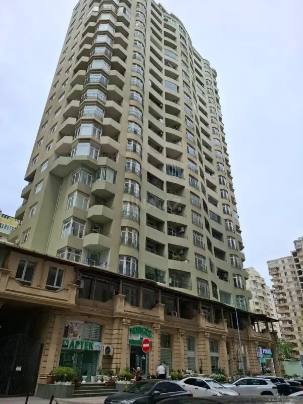 Kirayə verilir 3 otaqlı mənzil 100 m²