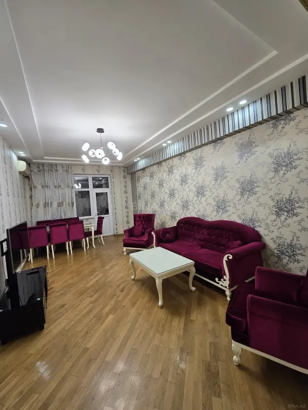 Satılır 3 otaqlı mənzil 95 m²