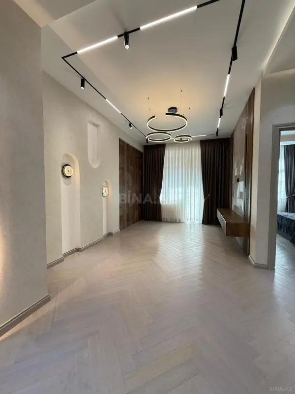 Satılır 2 otaqlı mənzil 68 m²