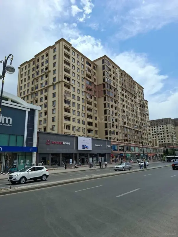 Satılır 3 otaqlı mənzil 80 m²