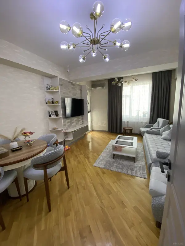 Satılır 3 otaqlı mənzil 96 m²