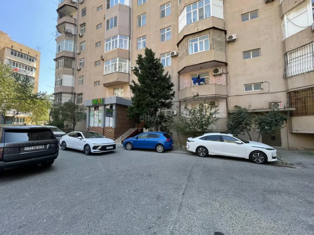 Kirayə verilir 3 otaqlı mənzil 140 m²
