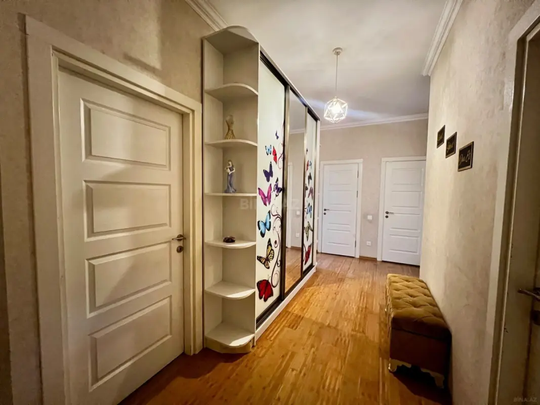 Satılır 3 otaqlı mənzil 93 m²