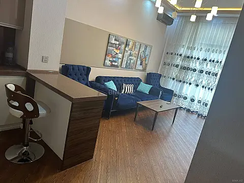 Kirayə verilir 2 otaqlı mənzil 65 m² — Bakı, Nərimanov 2 otaq 65.00 m²