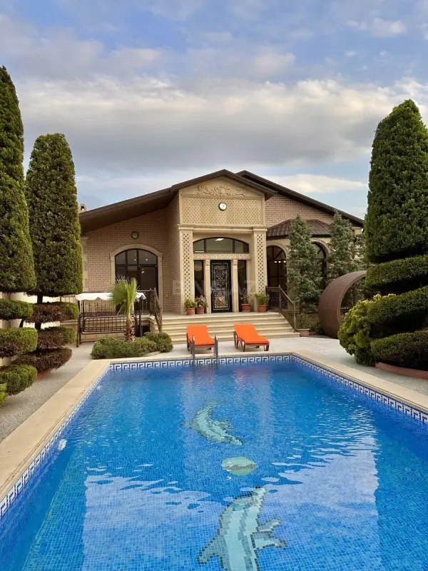 Satılır 4 otaqlı həyət evi 160 m²