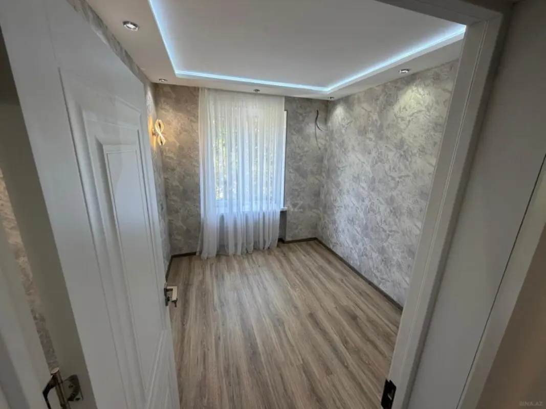 Satılır 2 otaqlı mənzil 43 m²