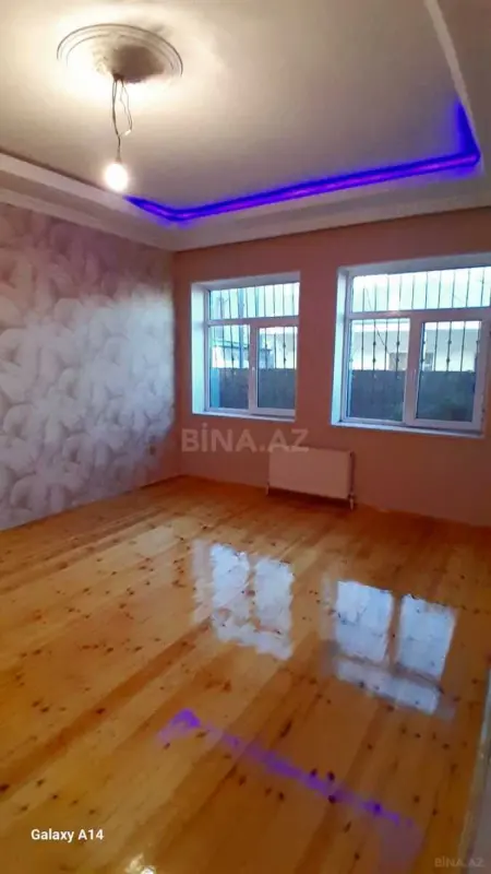 Satılır 4 otaqlı həyət evi 100 m²