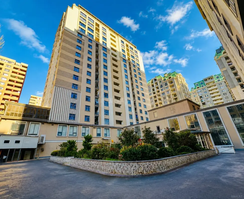 Satılır 2 otaqlı mənzil 90 m²