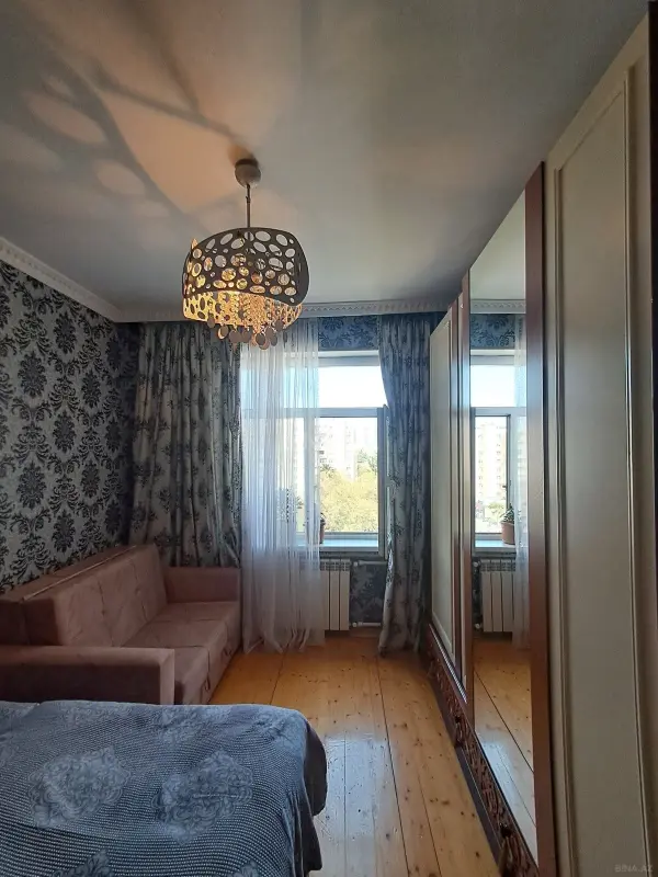 Satılır 3 otaqlı mənzil 90 m²